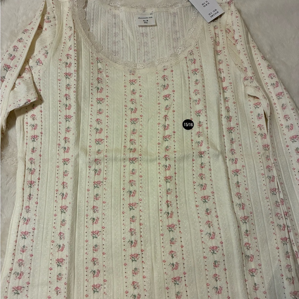 Abercrombie Kids Cream Top with Pink Floral Design
